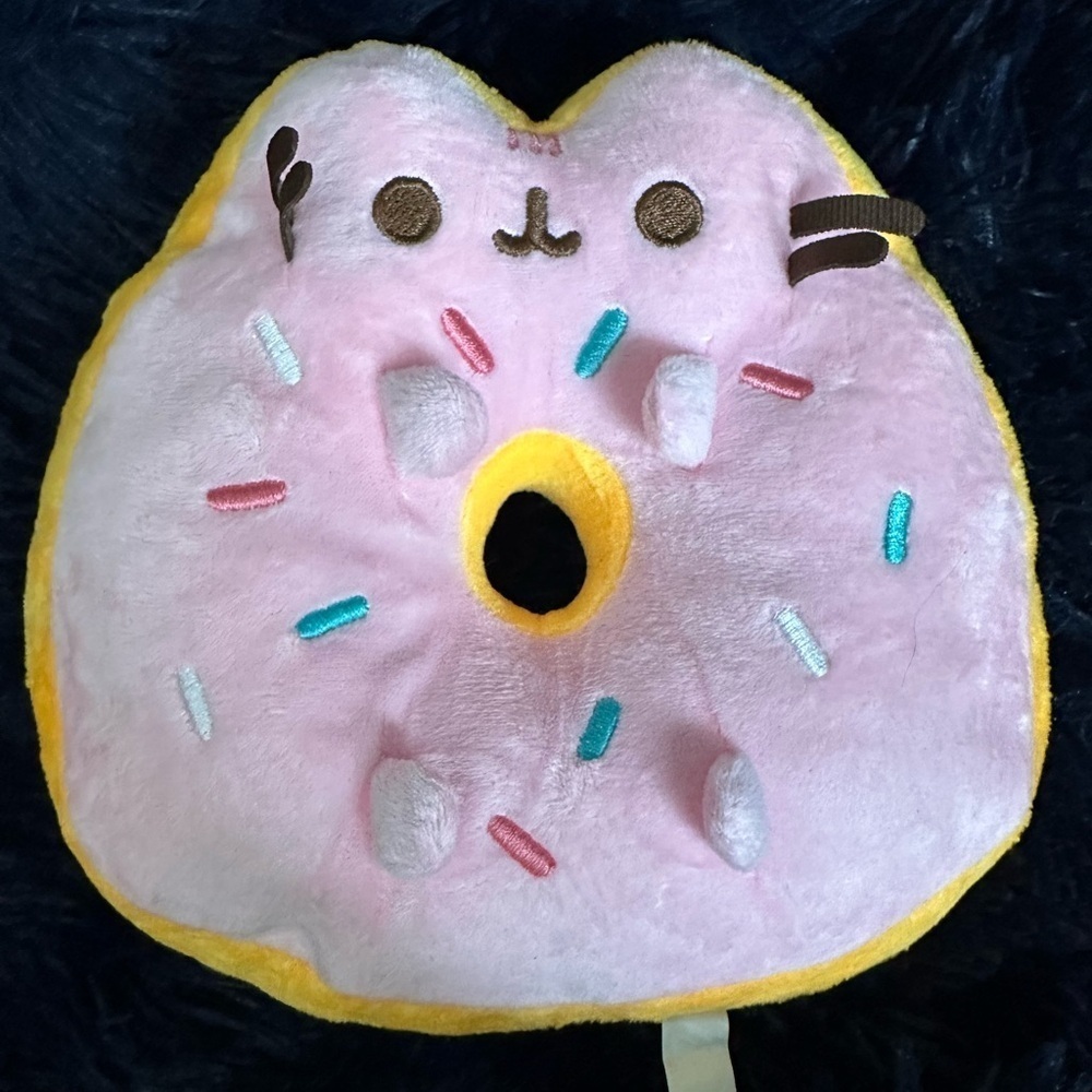 5/$25 😻 Donut Cat Plush Toy Pillow NWOT - Picture 3 of 7